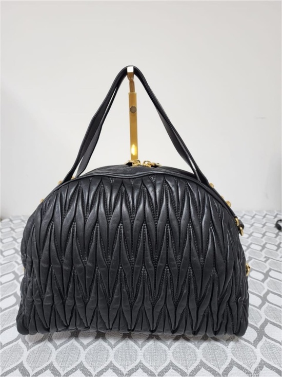 Miu Miu Black Matelasse Leather Dome Satchel Miu Miu | TLC Authentic Miu Miu Matelasse Leather Dome Shoulder Bag Black
